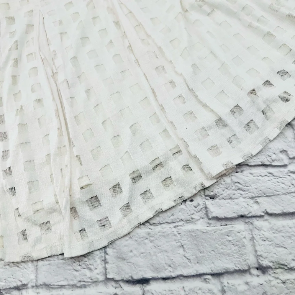 Kind Of White Textured Skirt Size Large Layered Mini Pleated Flare